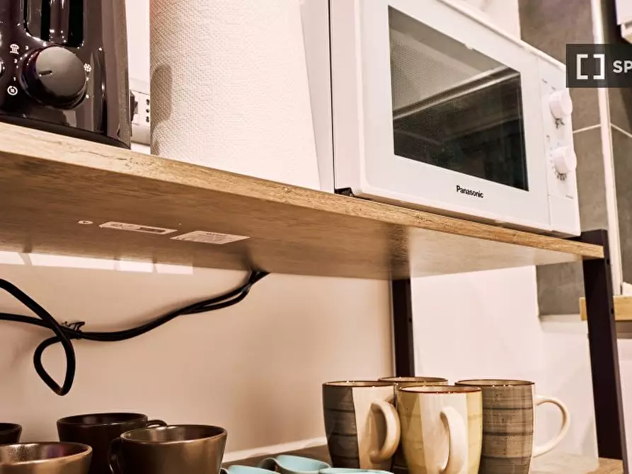 Immagine 15 di Appartamento in affitto  in Via Francesco de Sanctis a Roma