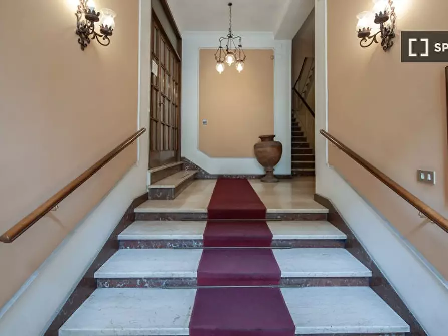 Immagine 6 di Appartamento in affitto  in Via Lorenzo Il Magnifico a Firenze