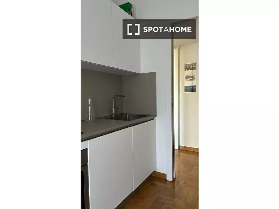 Immagine 11 di Appartamento in affitto  in Via Patroclo a Milano