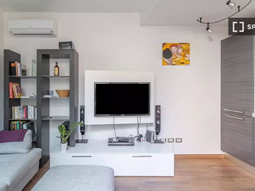 Immagine 8 di Appartamento in affitto  in Via Andrea Costa a Bologna