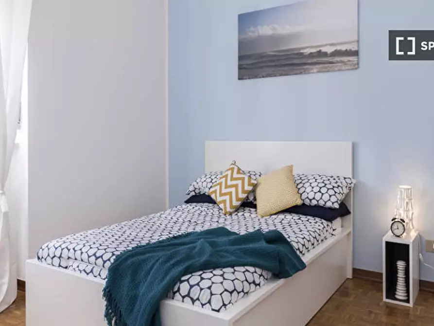 Immagine 1 di Camera condivisa in affitto  in Via delle Betulle Milan a Buccinasco