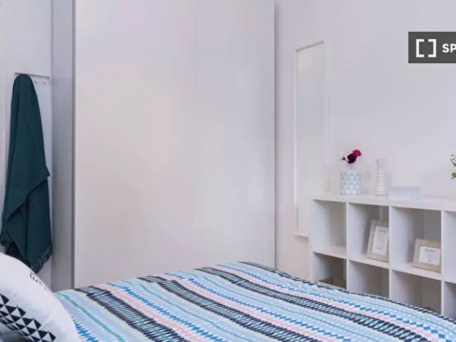 Immagine 4 di Camera condivisa in affitto  in Largo Cavalieri di Malta a Milano