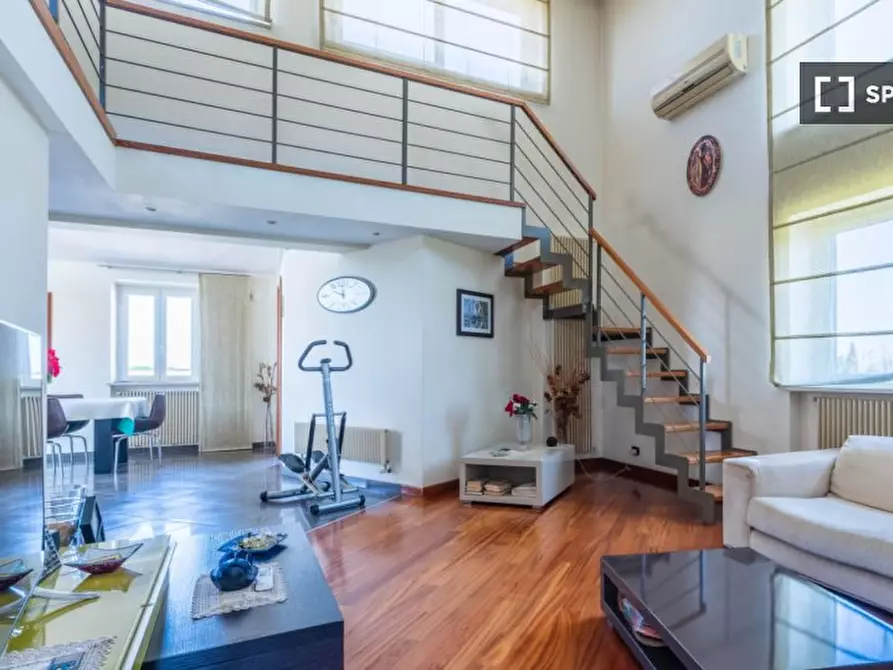 Immagine 3 di Camera condivisa in affitto  in Via Lentini a Roma