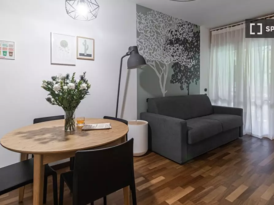 Immagine 1 di Ufficio in affitto  in Via Francesco Londonio a Milano