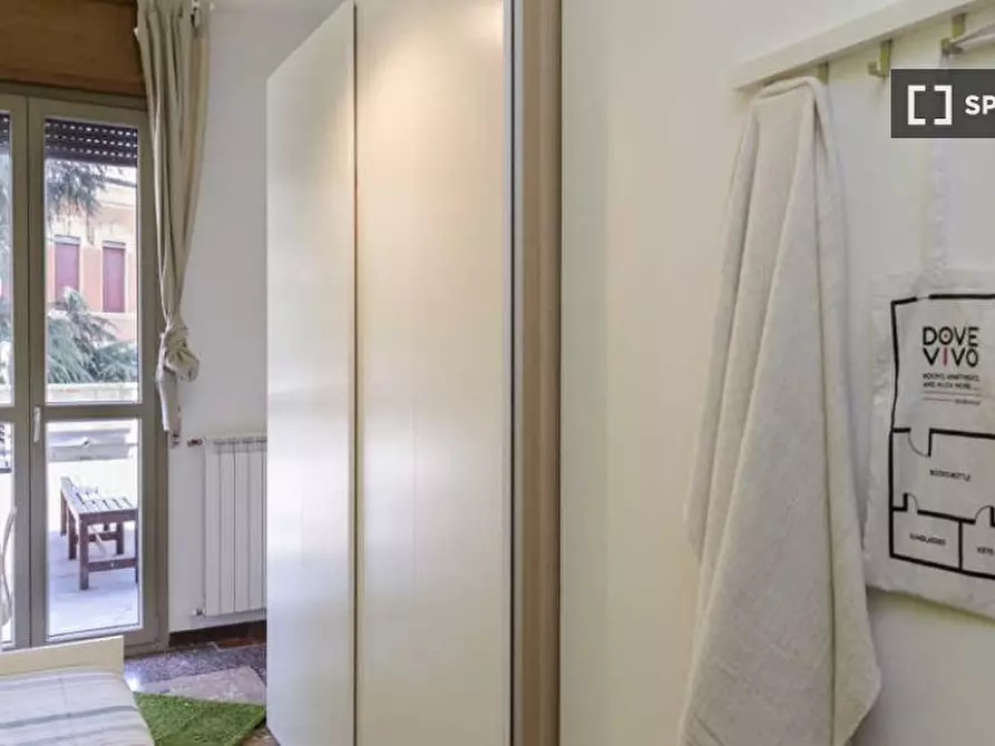 Immagine 4 di Camera condivisa in affitto  in Viale Giovanni Vicini a Bologna