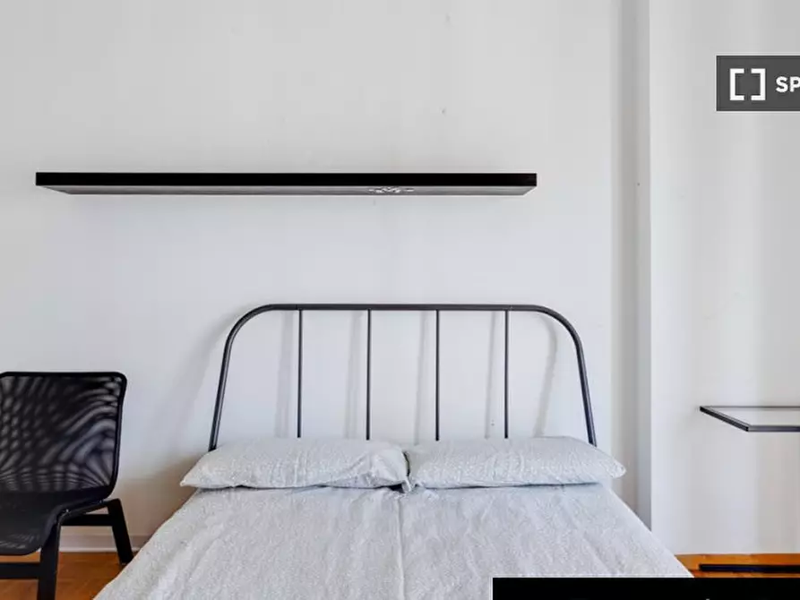 Immagine 3 di Camera condivisa in affitto  in Via Curtatone a Milano