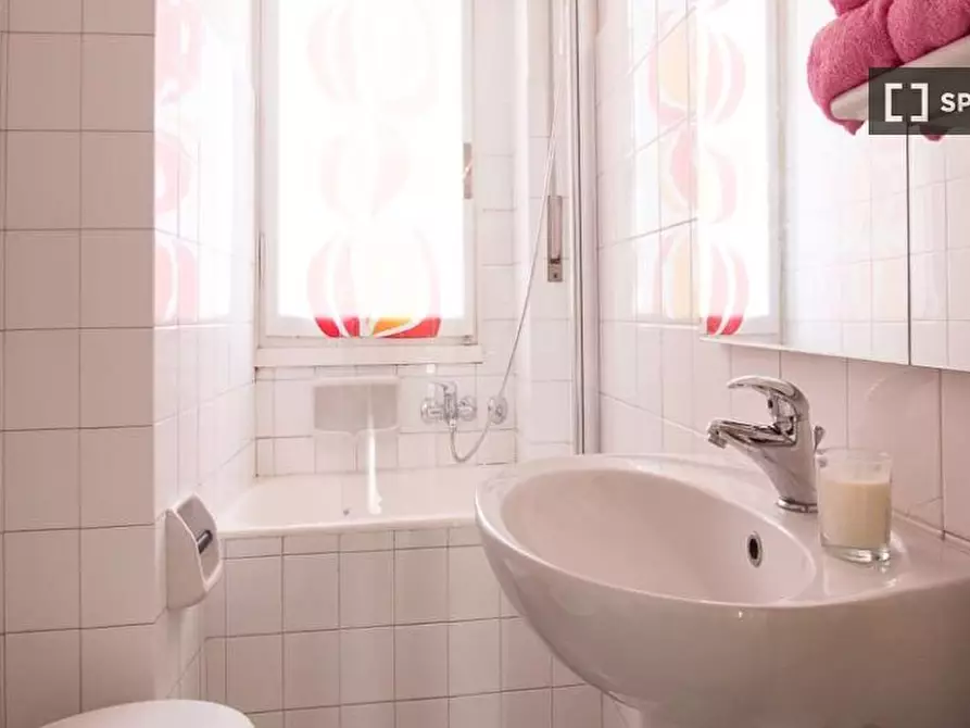 Immagine 11 di Camera condivisa in affitto  in Via Don Carlo Gnocchi a Milano