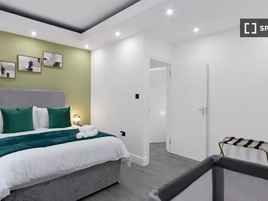 Immagine 10 di Appartamento in affitto  in Windermere Rd a Croydon