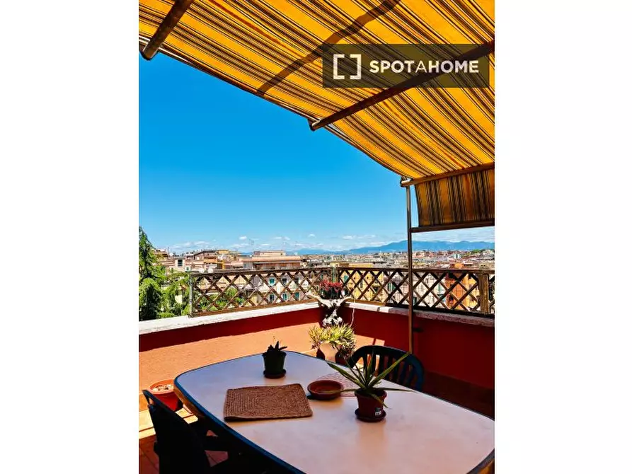 Immagine 7 di Appartamento in affitto  in Via dei Pioppi a Roma