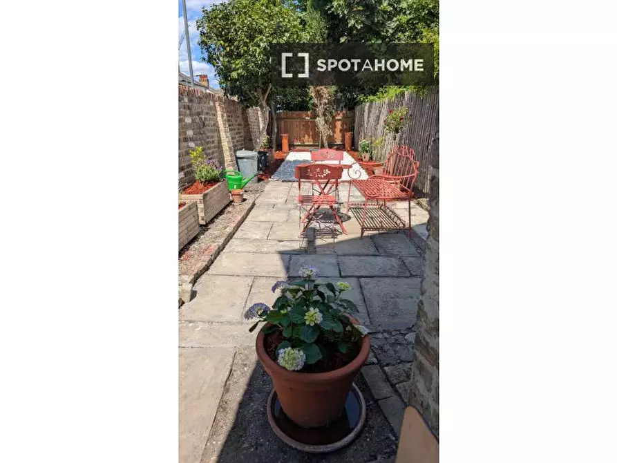 Immagine 18 di Appartamento in affitto  in Hillreach a Eltham