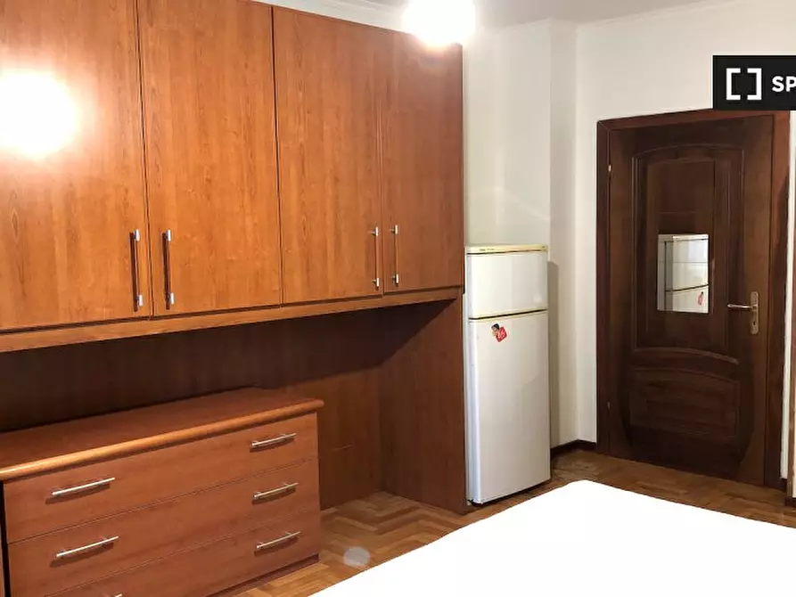 Immagine 4 di Camera condivisa in affitto  in Via Gregorio Ricci Curbastro, 00149 Roma RM, Italy a Roma