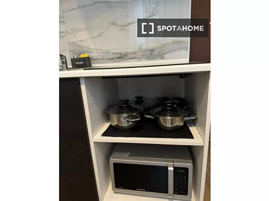 Immagine 5 di Ufficio in affitto  in Via Attilio Momigliano a Milano