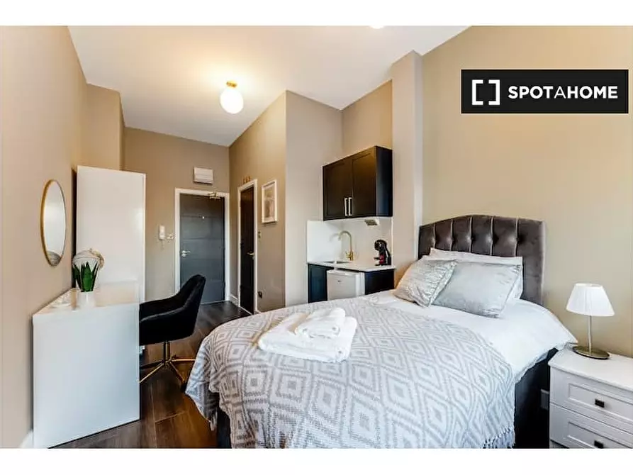 Immagine 8 di Ufficio in affitto  in Flat 25 High Rd a Tottenham