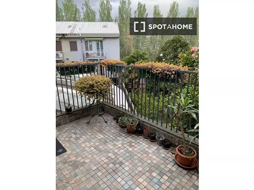 Immagine 4 di Appartamento in affitto  in Via dei Fontanili a Milano