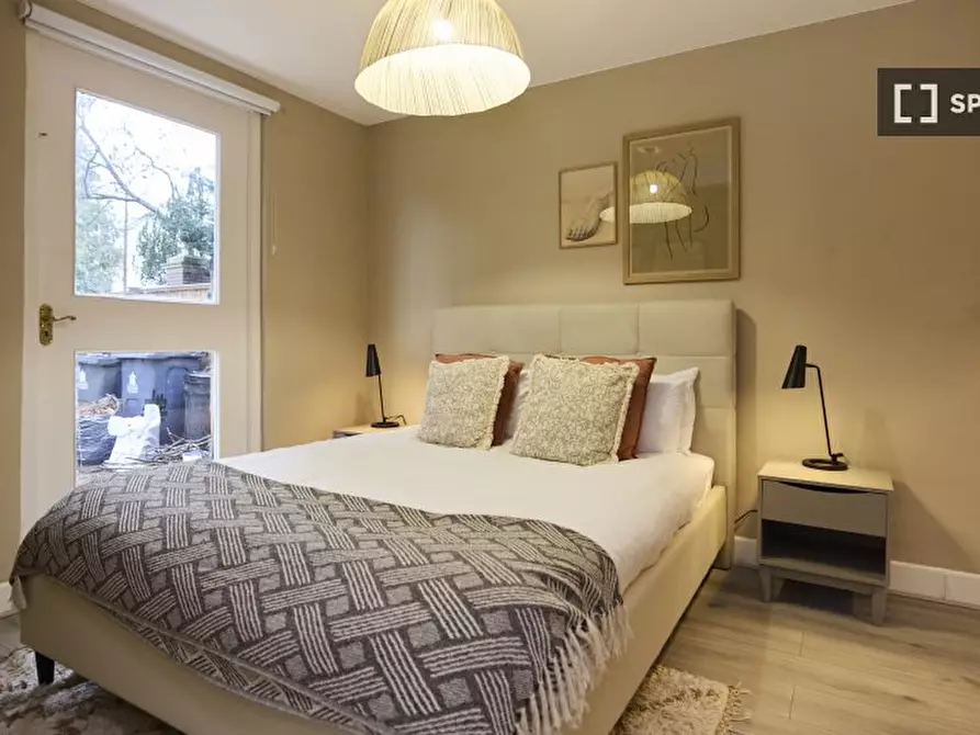 Immagine 14 di Appartamento in affitto  in Ravenswood Ct a Kingston Upon Thames