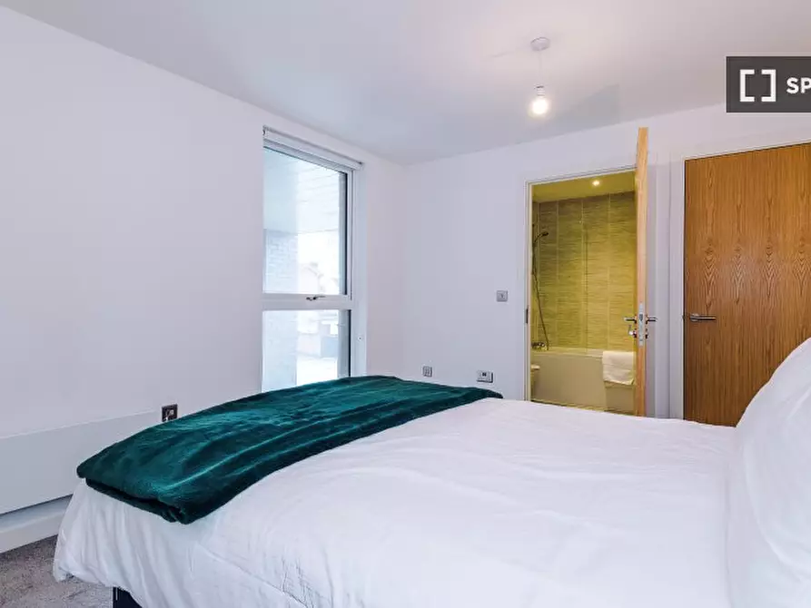 Immagine 16 di Appartamento in affitto  in Craven Street a 