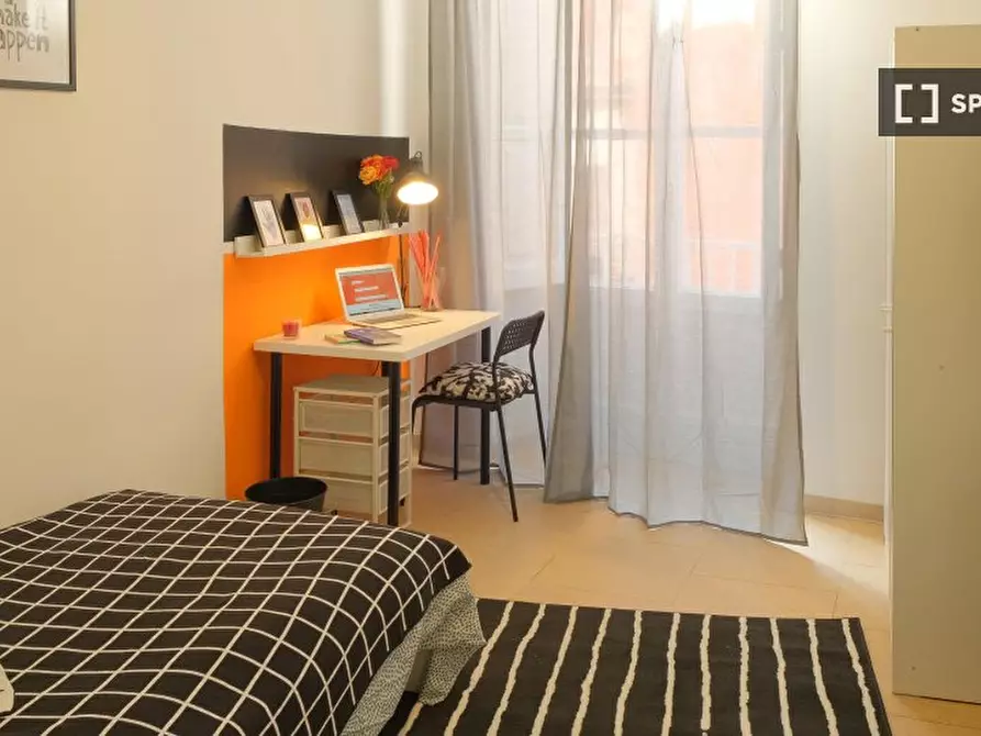 Immagine 14 di Camera condivisa in affitto  in Via Francesco Saverio Correra int. 15 a Napoli