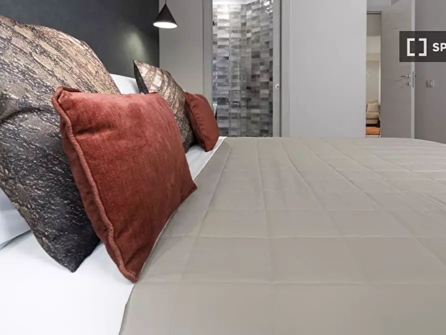 Immagine 16 di Appartamento in affitto  in Via del Falco a Roma