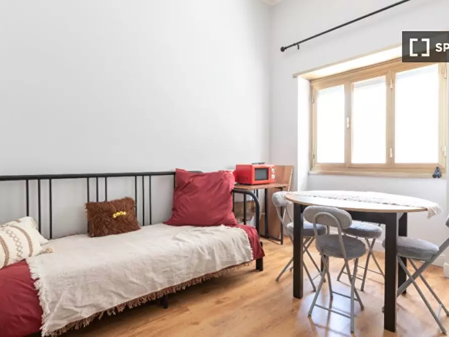 Immagine 4 di Ufficio in affitto  in Via Arpino a Roma