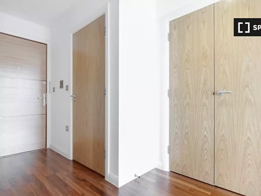 Immagine 19 di Appartamento in affitto  in Stanley Rd a Merton