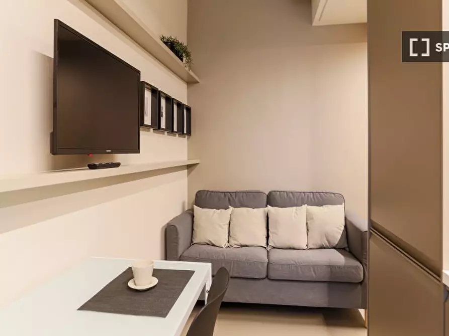 Immagine 4 di Appartamento in affitto  in Via Doberdò a Milano