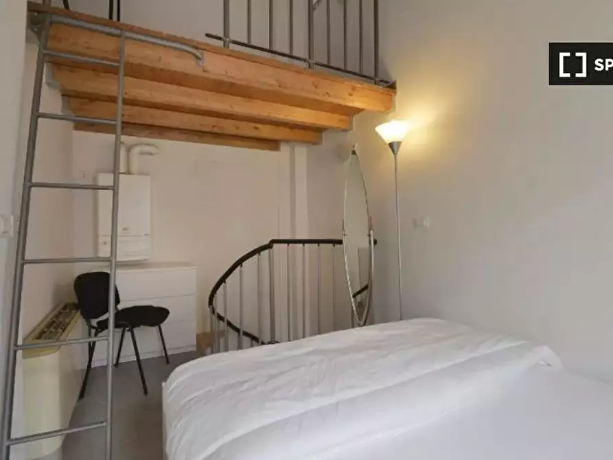 Immagine 9 di Appartamento in affitto  in Via Giuseppe Massarenti a Bologna