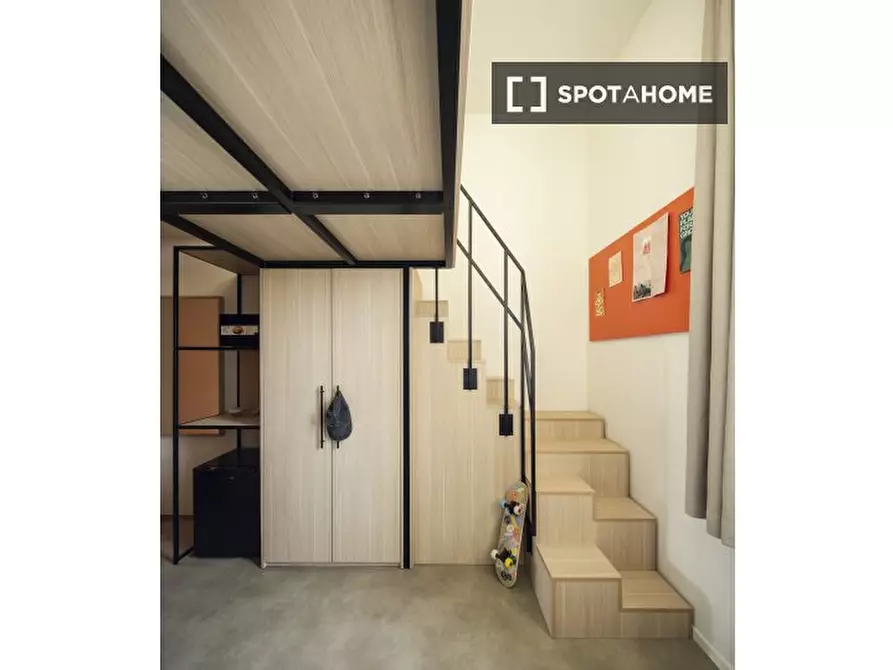 Immagine 2 di Camera condivisa in affitto  in Corso Novara a Torino