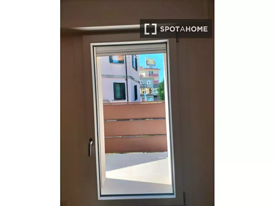 Immagine 11 di Camera condivisa in affitto  in Via Domenico Turazza a Padova