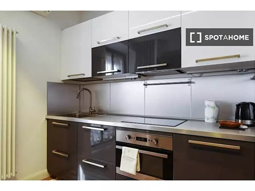 Immagine 2 di Appartamento in affitto  in Via Felice Casati a Milano