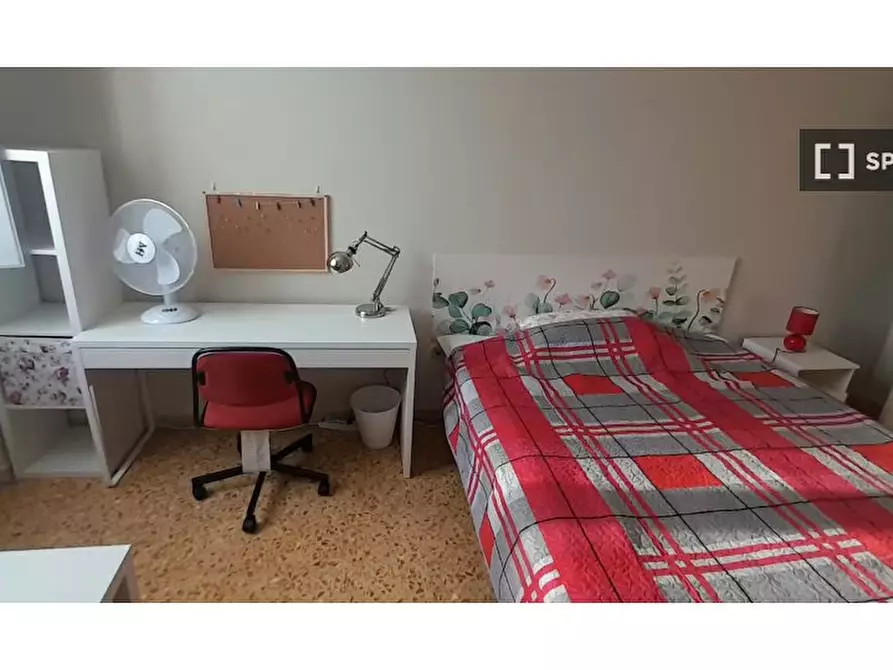 Immagine 1 di Camera condivisa in affitto  in Via Paolo Toscanelli a Firenze