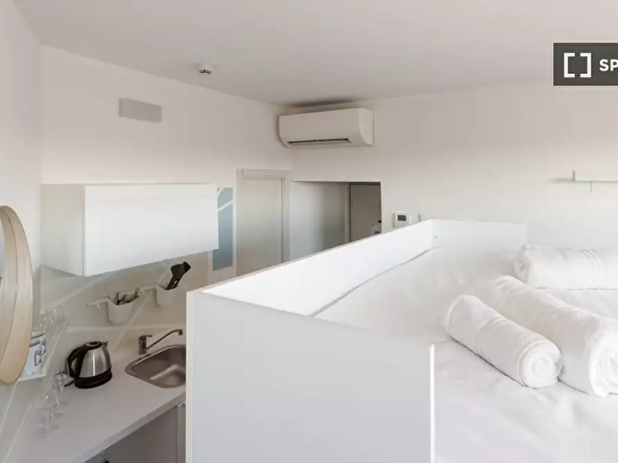 Immagine 4 di Ufficio in affitto  in Corso Magenta a Milano