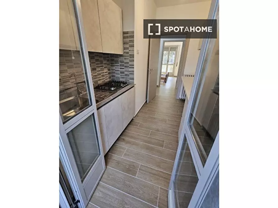 Immagine 8 di Camera condivisa in affitto  in Via Sem Benelli a Milano