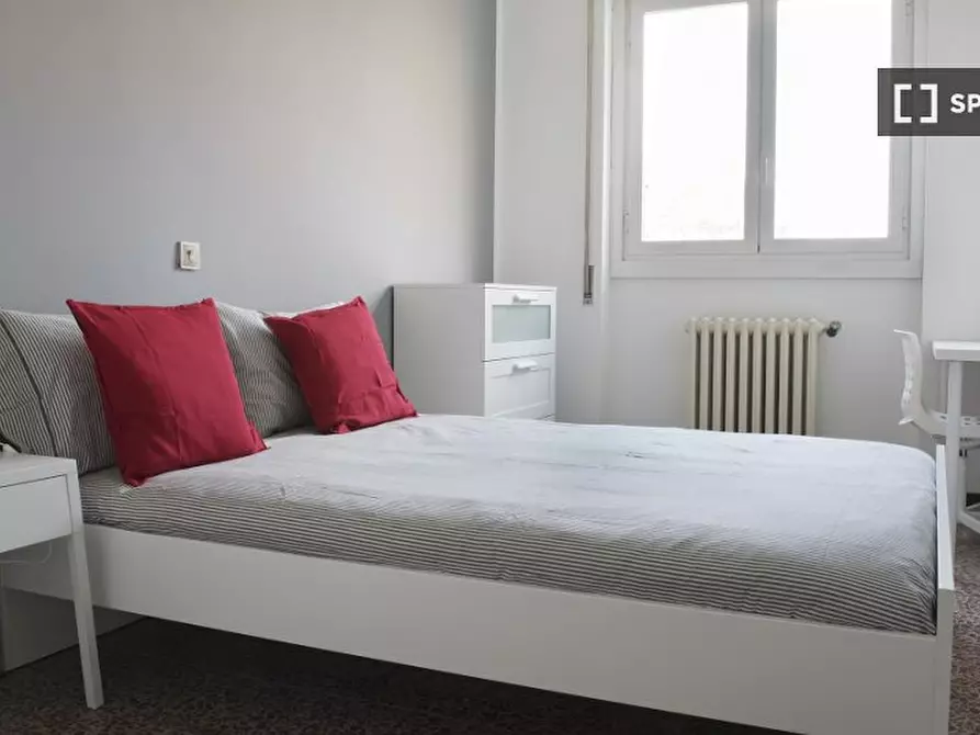 Immagine 8 di Camera condivisa in affitto  in Via Federico Engels a Milano