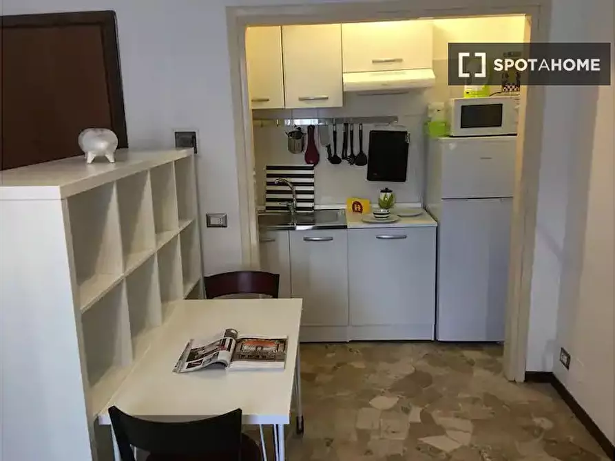 Immagine 2 di Ufficio in affitto  in Via Romolo Bitti a Milano