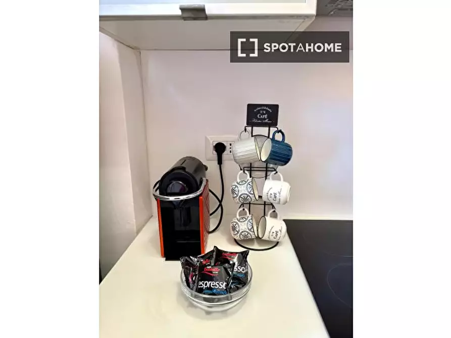 Immagine 6 di Appartamento in affitto  in Via Vittorio Arminjon a Roma