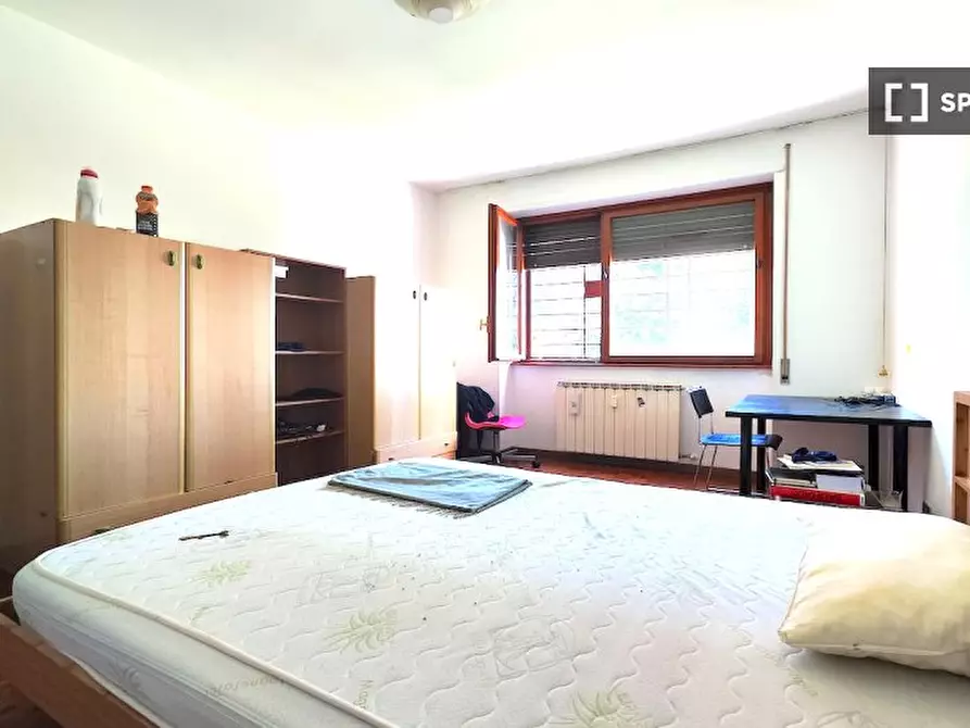 Immagine 2 di Camera condivisa in affitto  in Via Michelangelo Tilli a Roma