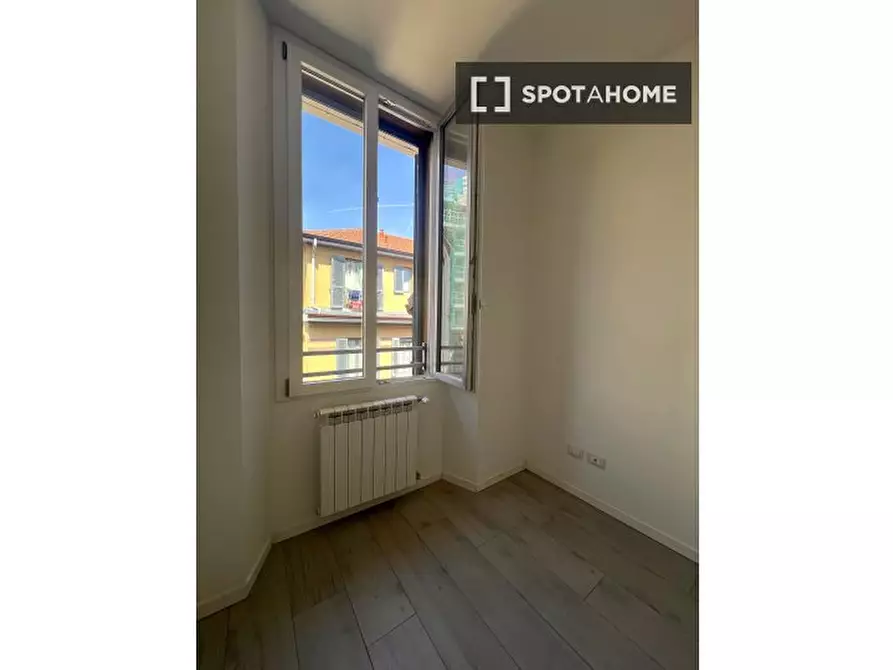 Immagine 12 di Appartamento in affitto  in Viale Certosa a Milano