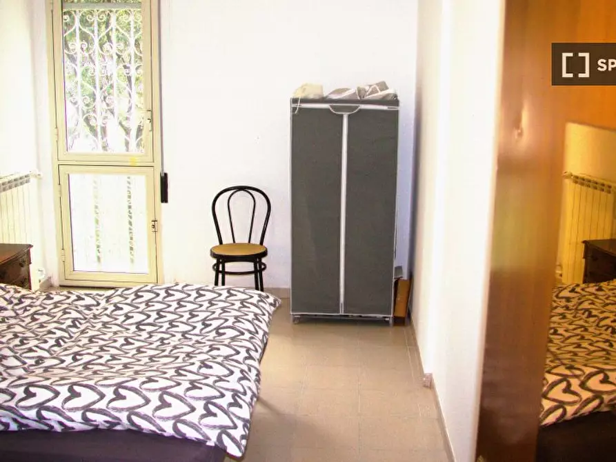 Immagine 13 di Camera condivisa in affitto  in Via Giuseppe de Robertis a Roma