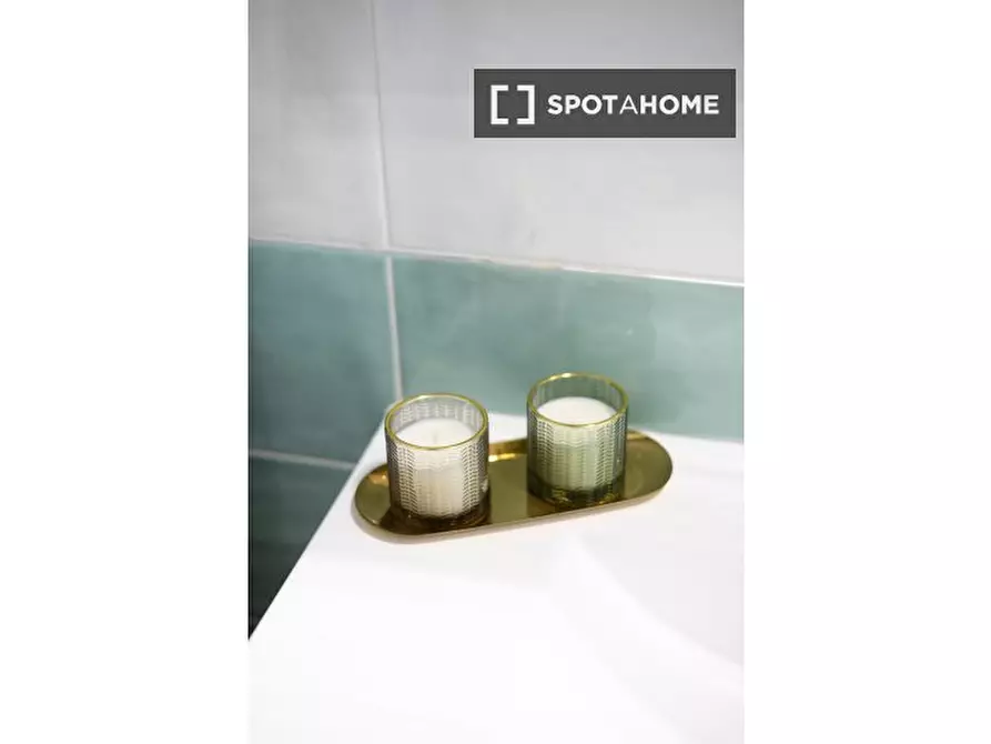 Immagine 15 di Ufficio in affitto  in Via del Moro a Roma