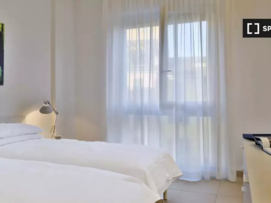 Immagine 14 di Appartamento in affitto  in Galleria del Toro a Bologna