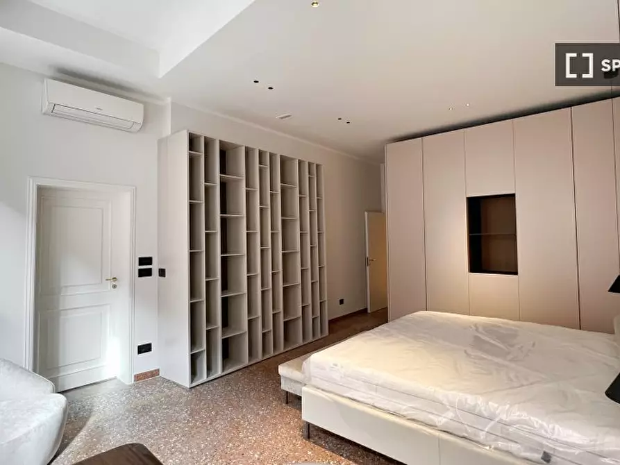 Immagine 14 di Appartamento in affitto  in Via Santo Stefano a Bologna