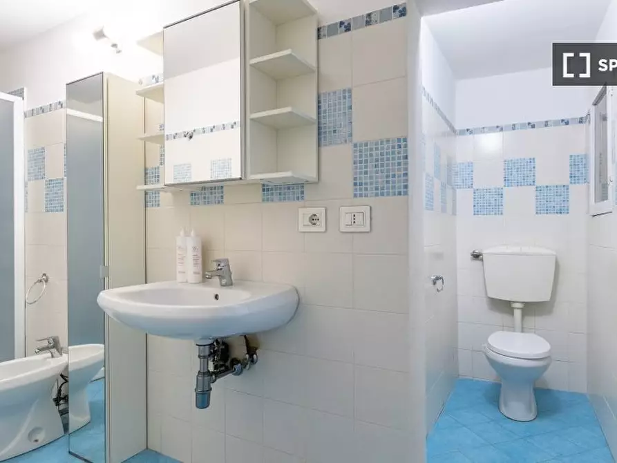 Immagine 16 di Appartamento in affitto  in Via S. Vitale a Bologna