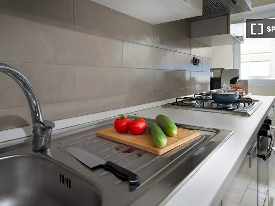 Immagine 5 di Appartamento in affitto  in Via Salvatore Pincherle a Roma