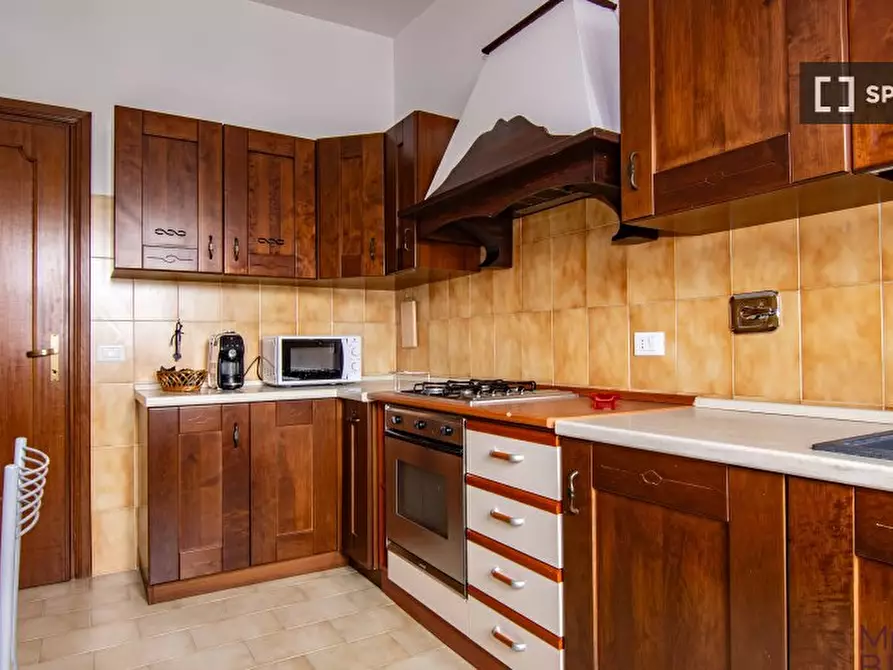 Immagine 17 di Camera condivisa in affitto  in Via Ferdinando Quartieri a Roma