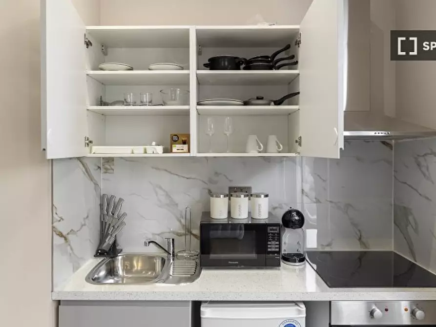 Immagine 13 di Ufficio in affitto  in flat a Tottenham