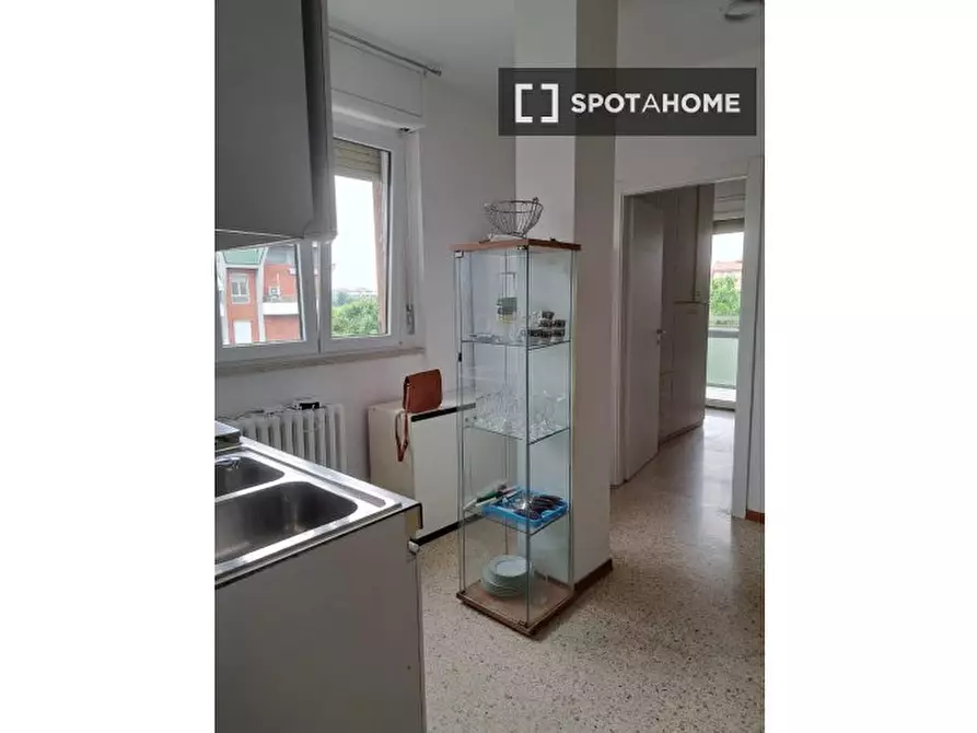 Immagine 7 di Appartamento in affitto  in Via degli Anemoni a Milano