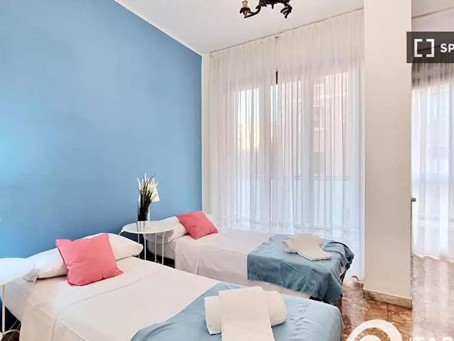 Immagine 3 di Appartamento in affitto  in Via Roncaglia a Milano