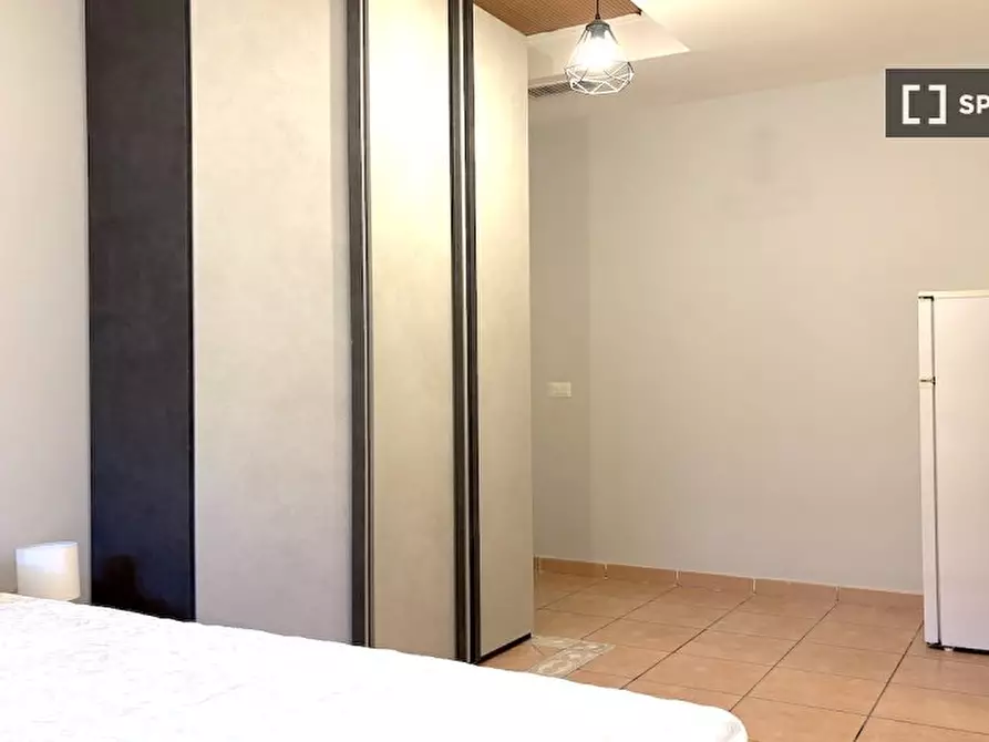 Immagine 3 di Camera condivisa in affitto  in Via Alessandro Brisse a Roma