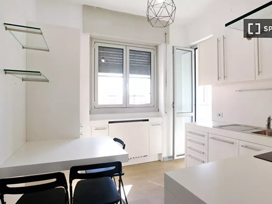 Immagine 12 di Camera condivisa in affitto  in Via Benjamin Constant a Milano