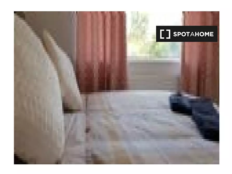 Immagine 4 di Appartamento in affitto  in St Mary's Cres a 